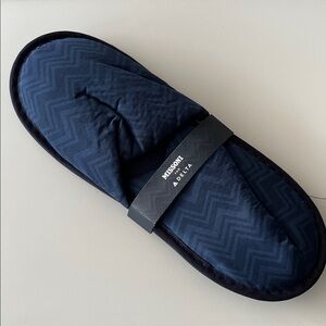 Missoni for Delta Navy Zigzag Travel Slippers